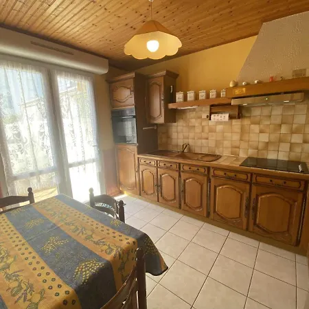 Fouras, 3 Pieces, 4 Personnes - Fr-1-709-10 Apartment Fouras