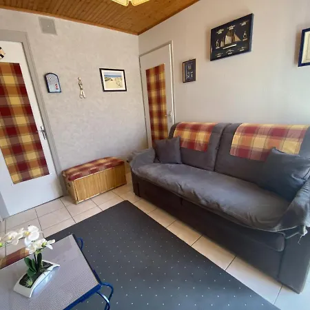 Apartment Fouras, 3 Pieces, 4 Personnes - Fr-1-709-10